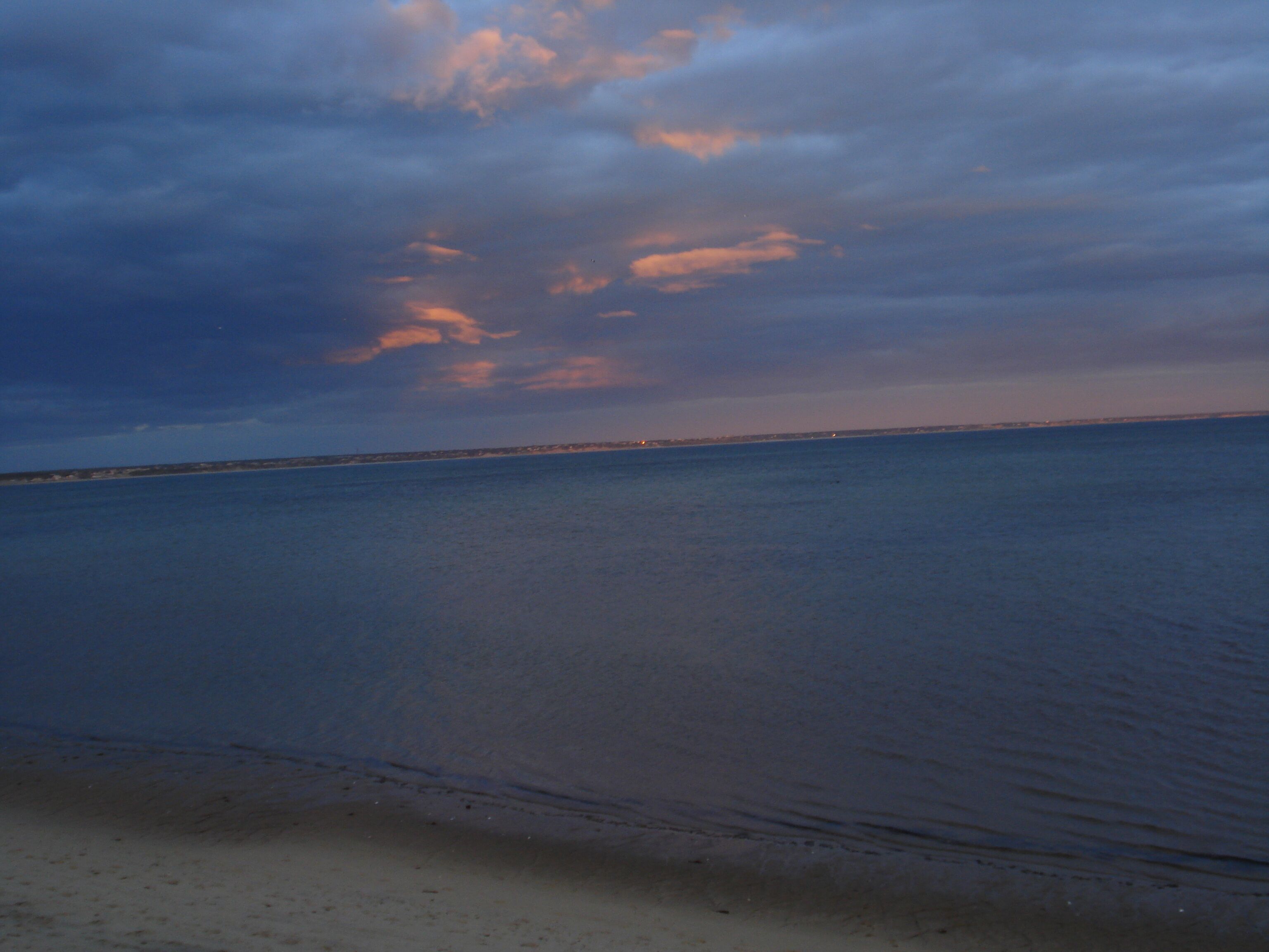 Beautiful Waterfront Getaway with Great Views of Cape Cod Bay
