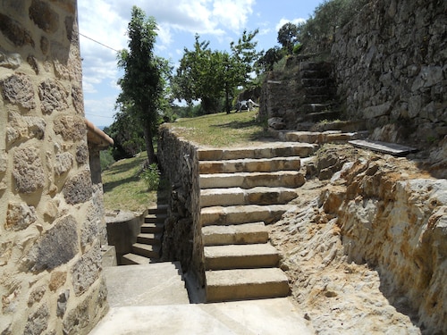 Maison traditionnelle ardéchoise 6 couchages