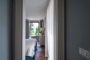 4 habitaciones, tabla de planchar con plancha y wifi gratis 