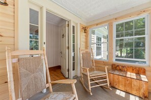 Interior - Country House on Lake Christopher 14 Miles to Sunday River & 5 Miles to Mt Abram (Woodstock)