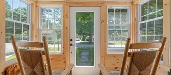 Country House on Lake Christopher 14 Miles to Sunday River & 5 Miles to Mt Abram