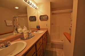 Towels, toilet paper