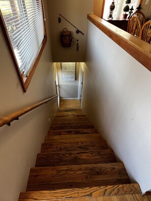 Interior - Beautiful, Spacious Home in Wooded Resort Area (Monticello)