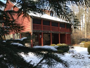 Exterior - Woodsy Country Cottage, HITS Horse Show, Fall Foliage, Skiing, Hunter Mt, Hiking (Saugerties)