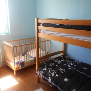 4 Schlafzimmer, Bügeleisen/Bügelbrett, WLAN