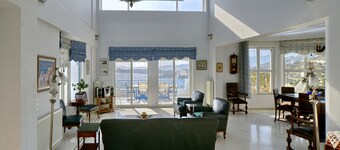 Villa Stella,  swimming pool, by the beach,  close to Athens
