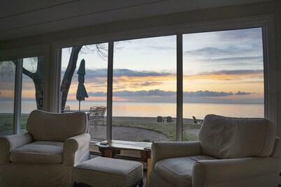 Hermosa casa de lujo frente al mar en el lago Hurón - Vistas espectaculares / arena de azúcar