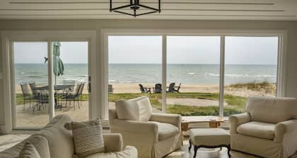 Beautiful Luxury Beachfront Home on Lake Huron - Spectacular Views/ Sugar Sand
