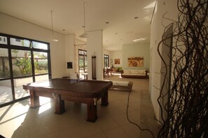 Interior - Beautiful 3-Bedroom Apartment (1 suite) - Module 6 - Riviera de São Lourenço - 200m from the Beach (Bertioga)