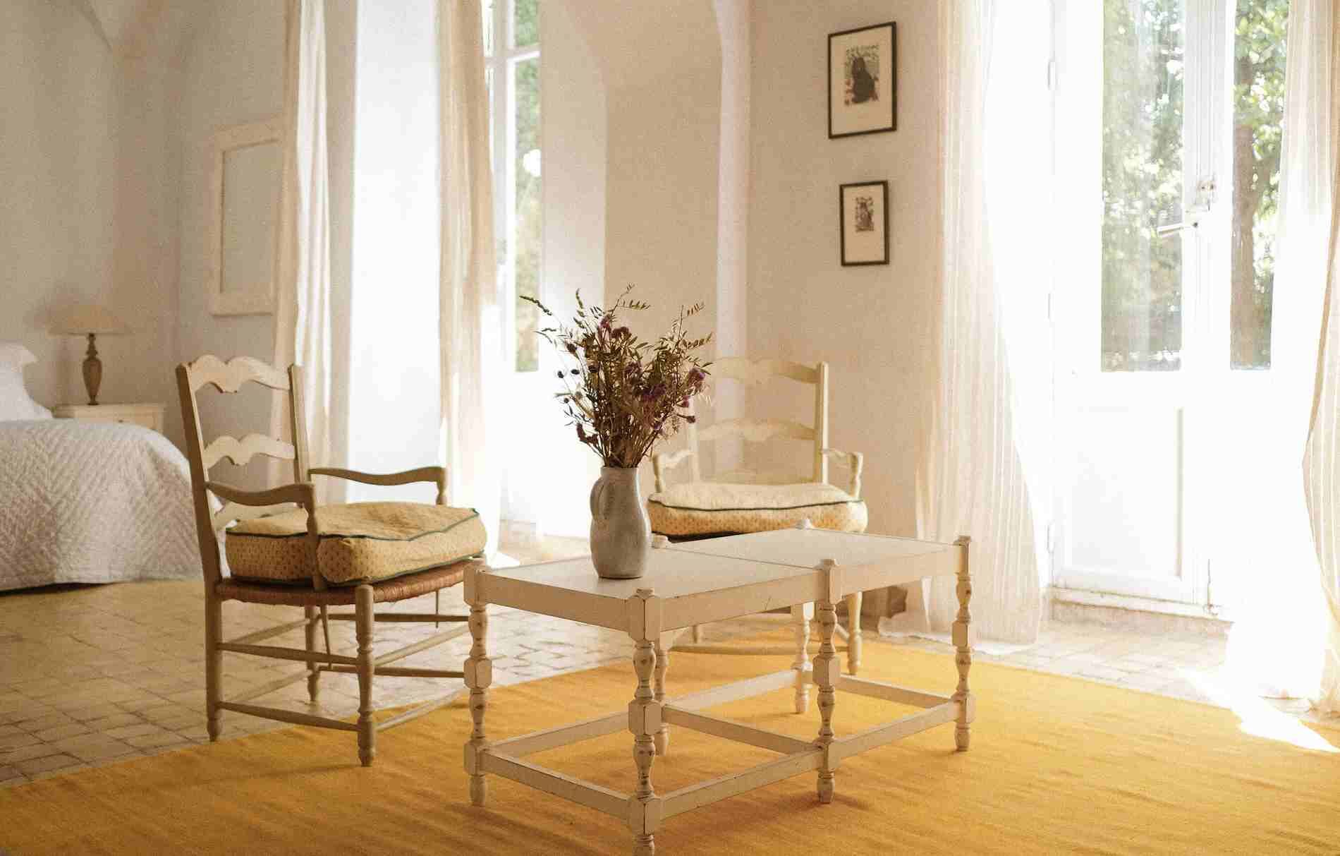 large villa in Provence for rent, Lourmarin villa rental, villa to let in France Provence, Villa with pool France