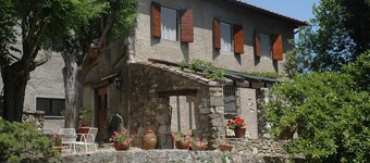 Ancient country house recently restored - beautiful private garden - panoramic