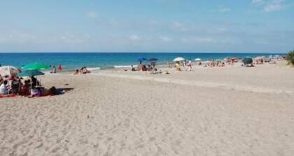 villecefalu. Nice apt in the VILLA. parking space, free wi-fi