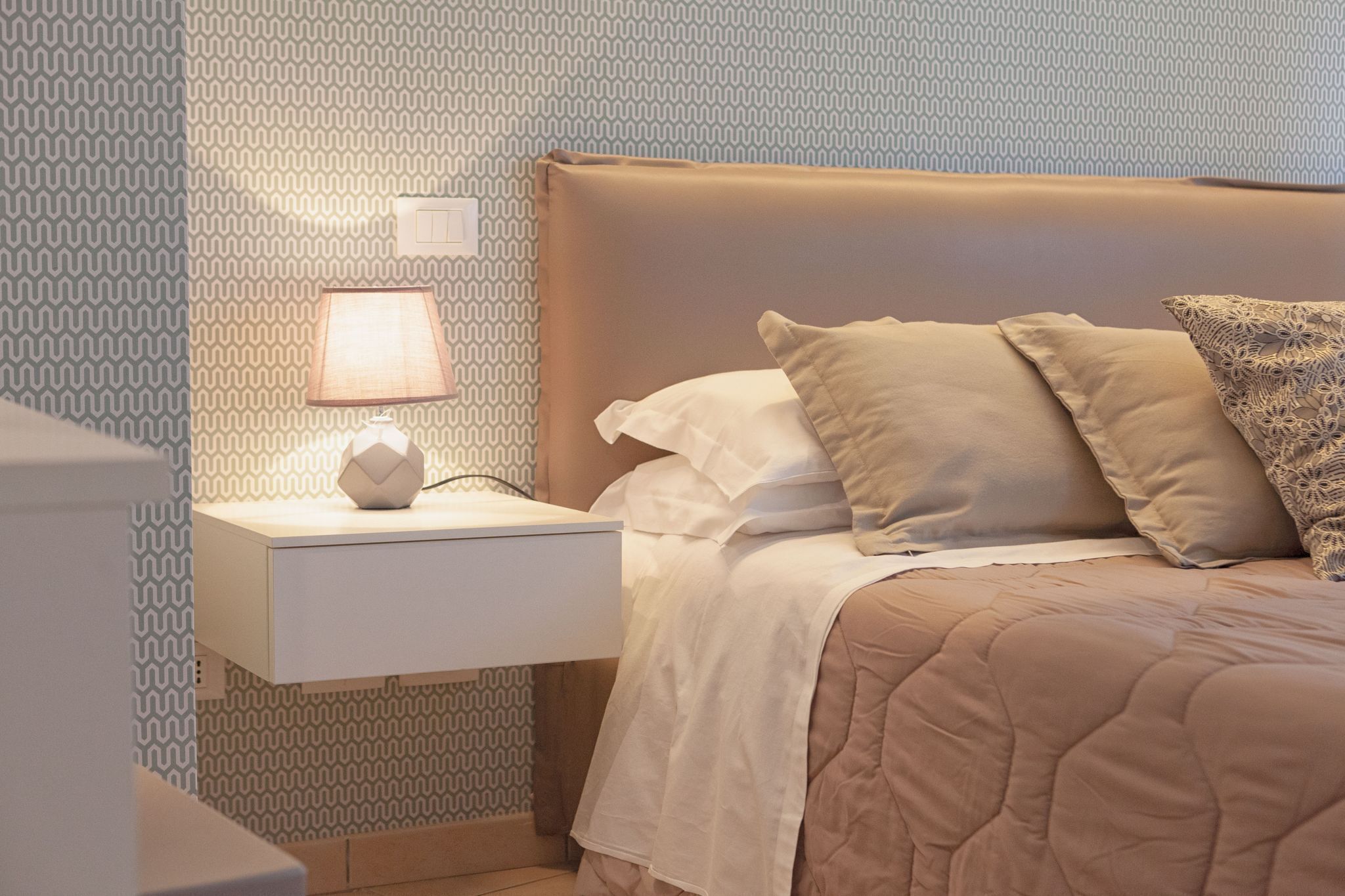 Modern and comfortable flats for long and short stays. Completely furnished with all comfort for a special holiday and wellbeing.