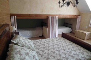 2 habitaciones, tabla de planchar con plancha y wifi 