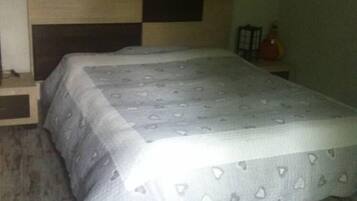 2 間睡房、上網、床單