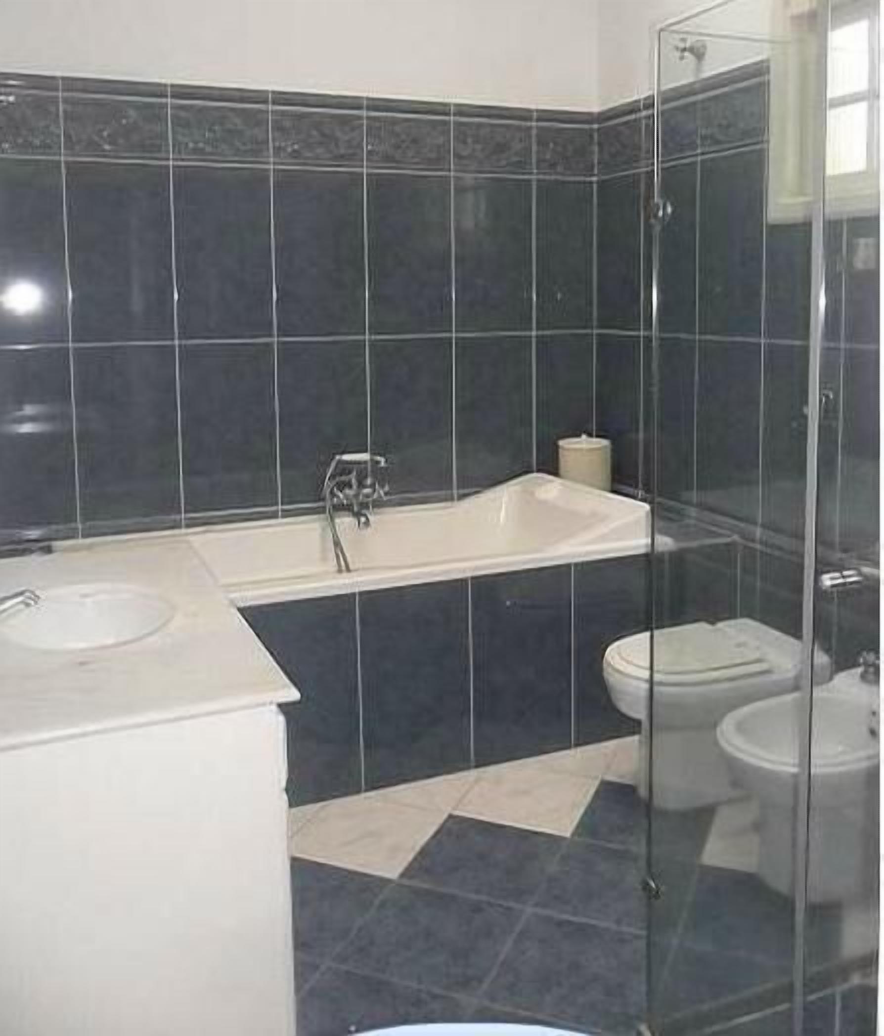 BEACH + SUN AND SUMMER AT HOME FRONT THE SEA 5 SUITES + SPA 6 PEOPLE