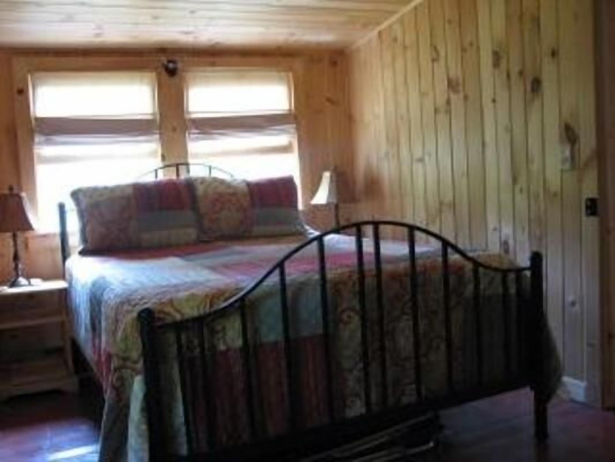 Mountain Getaway In Our Cozy Log Cabin In The Catskill Mountains