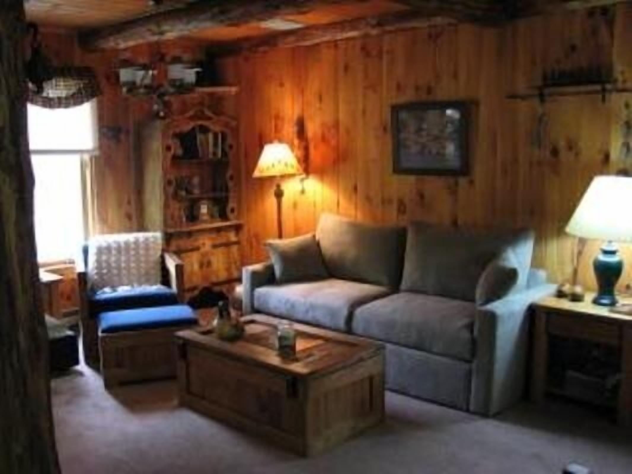 Mountain Getaway In Our Cozy Log Cabin In The Catskill Mountains