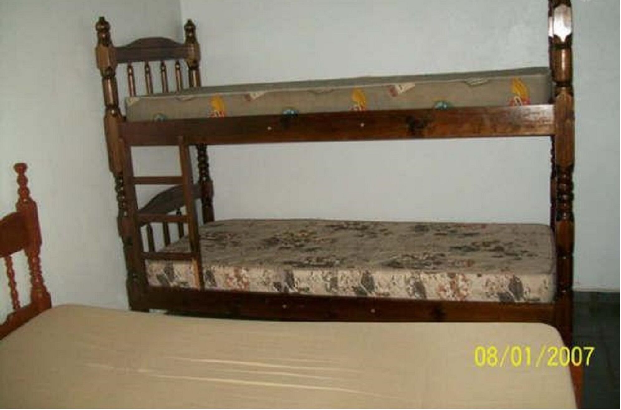 Large Chacara with pool, barbecue and accommodation for 16 people