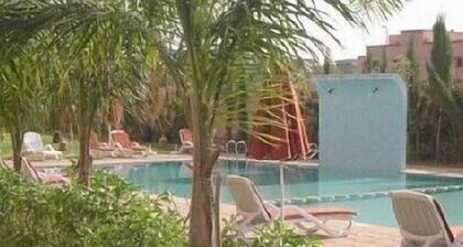 Ideal for family or friends