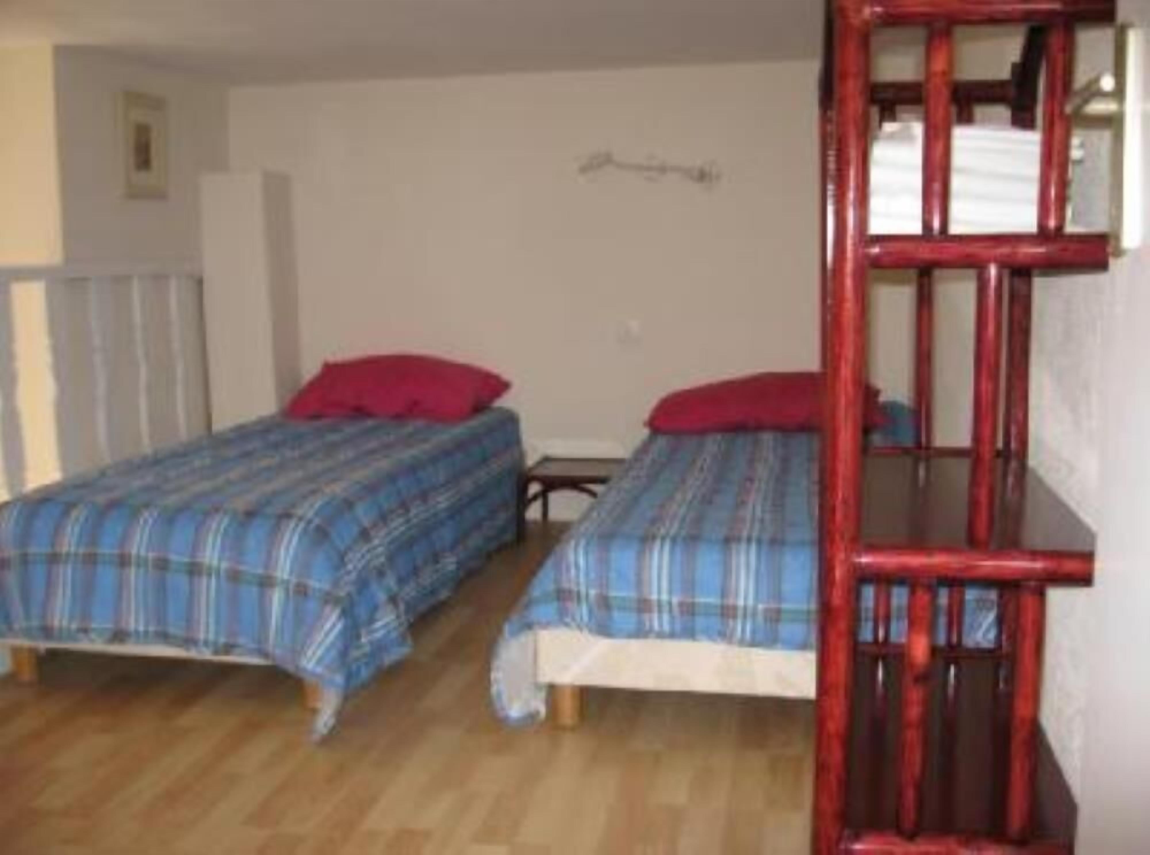 Saint Clair Beach,50meters from the sea, apartment with large terrace and access to swimming pool