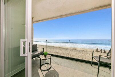 Luxury Beachfront Villa - Villa G