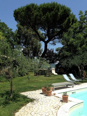 Piscina all'aperto