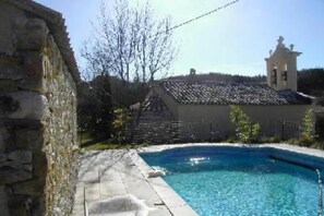 Outdoor pool - Stone house of character in a typical Provencal hamlet (Banon)