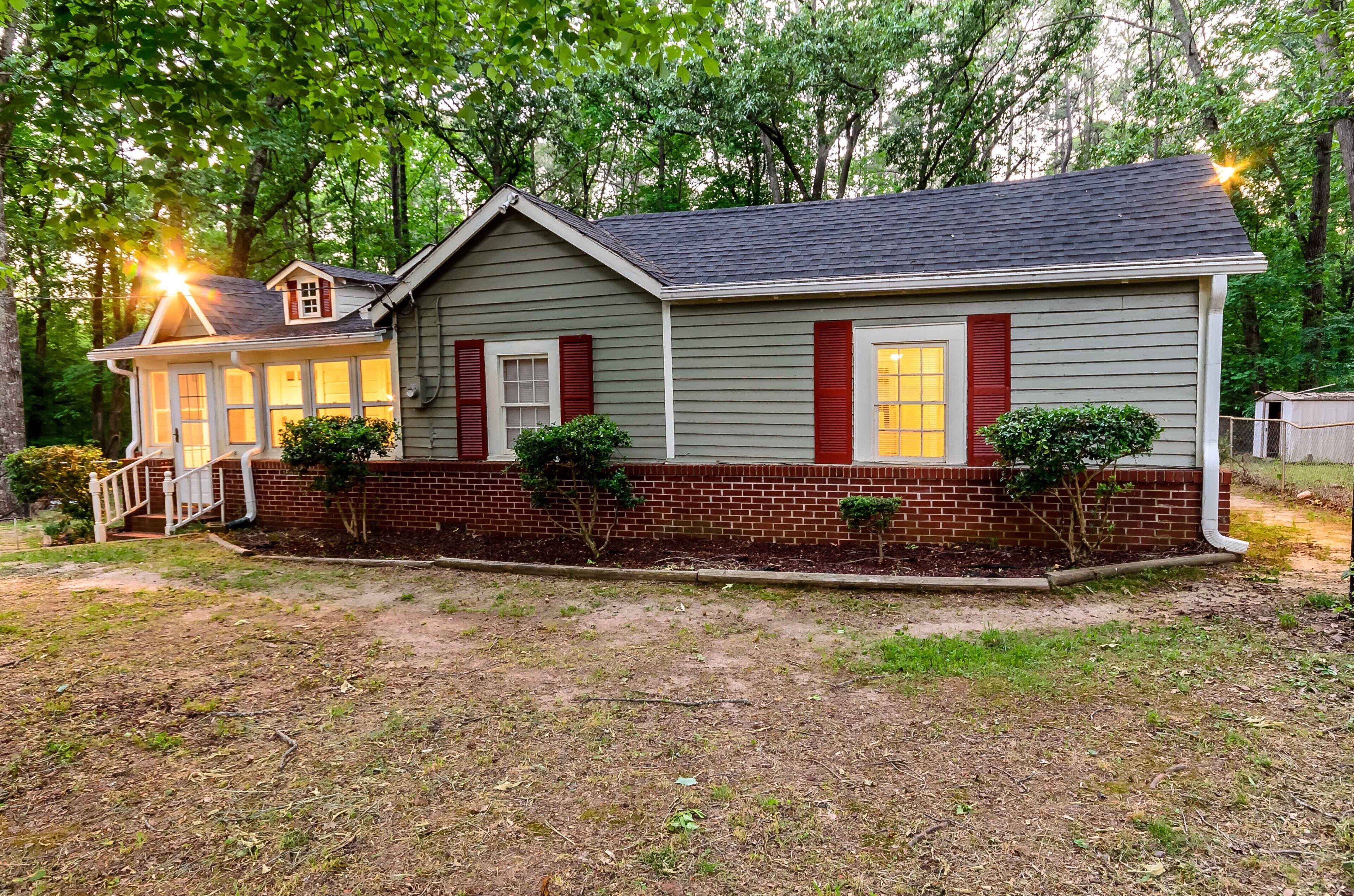 Stunning 3 BDR Estate,Secluded,NEW Atlanta