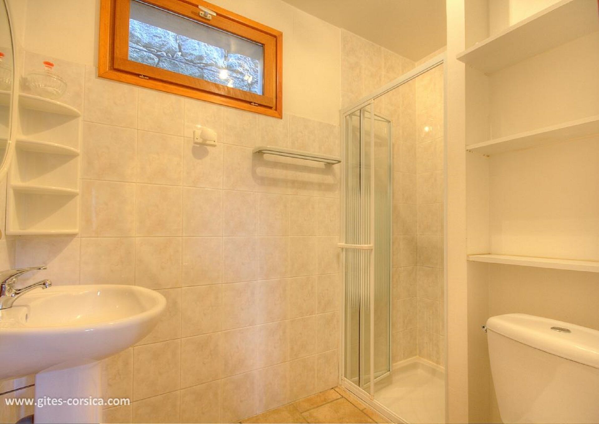 Superb comfortable accommodation, lots of charm