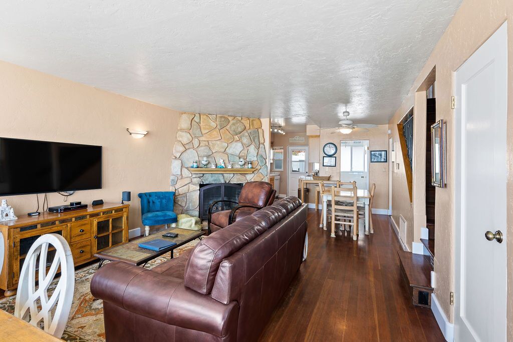 Fabulous Views of the Ocean!