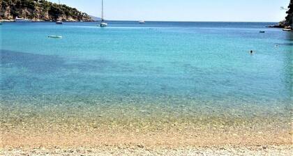 Alonissos, Old Village (Hora) maravilloso apartamento con increíbles vistas despejadas al mar