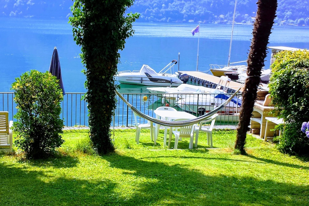 Porlezza: appartamento in villa - 4/5 personsHouse with garden