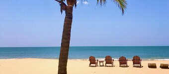 Luxury Beach Side Villa - private beach, outstanding exclusive chef and staff