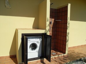 Property grounds - Tropea - Capo Vaticano Apartment in villa with pool, sea view, big garden (Tropea - Ricadi)