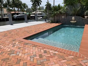 Beheizter Pool