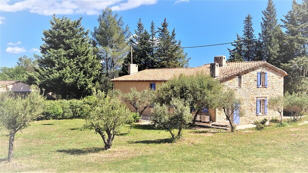 Unclassified image, 1 of 19, button - Beautiful property with swimming pool and exceptional views (Cuers)