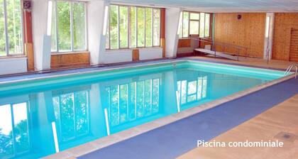 Prato Nevoso -Stylish WOHNUNG 50m von SKI, POOL Terrasse und Garage