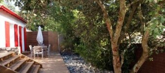 Maison de charme avec jardin et accès direct à la plage (50 mètres)