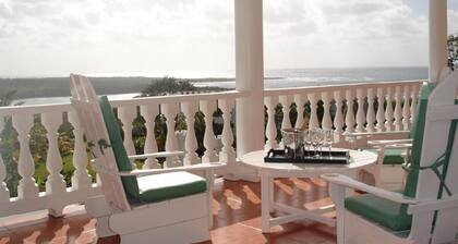 Luxury villa in St Lucia with private pool, stunning sea views, child friendly
