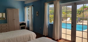 4 bedrooms, in-room safe, iron/ironing board, free WiFi