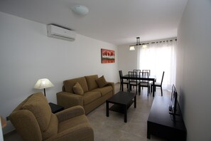 Smart TV - Tourist apartments in the center of Nerja (NERJA (Málaga))