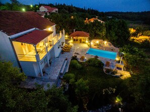 Exterior - Villa Sun - charming villa, heated pool, full privacy, wedding, near Dubrovnik (Cavtat)