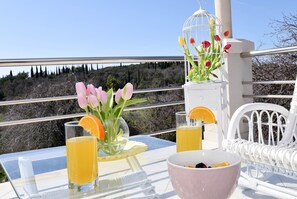 Property grounds - Villa Sun - charming villa, heated pool, full privacy, wedding, near Dubrovnik (Cavtat)