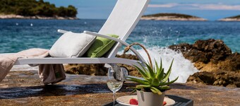 Blue Villa Solta with a big Olive orchard around just in front the Sea!