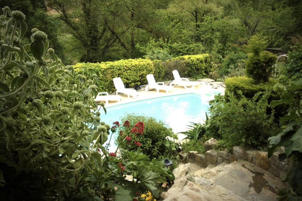 Family house with swimming pool, terrace and balcony