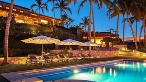 Outdoor pool, a heated pool - Beachfront Paradise! Please see instructions below prior to booking! (San Jose del Cabo)