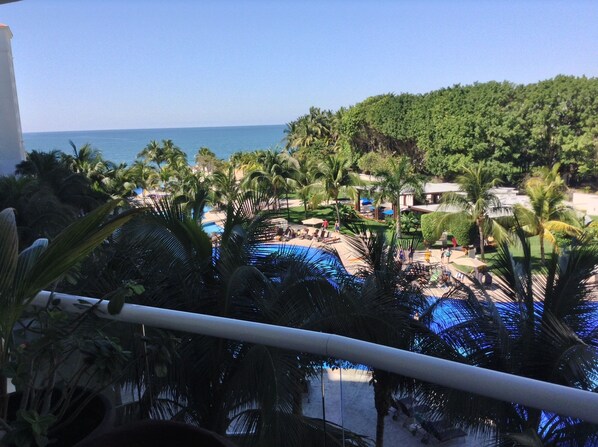 Property grounds - Beachfront Condo Villa Magna Great View 3rd Floor (Nuevo vallarta)
