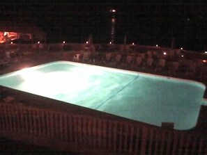 Indoor pool, a heated pool - SALE!-2bd/2bth,waterfront,amazing pool on point,hot tub,gated community (Four Seasons)