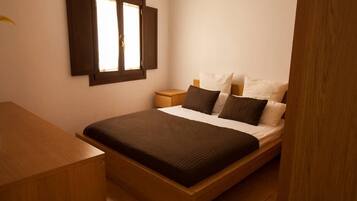 2 slaapkamers, een strijkplank/strijkijzer, wifi